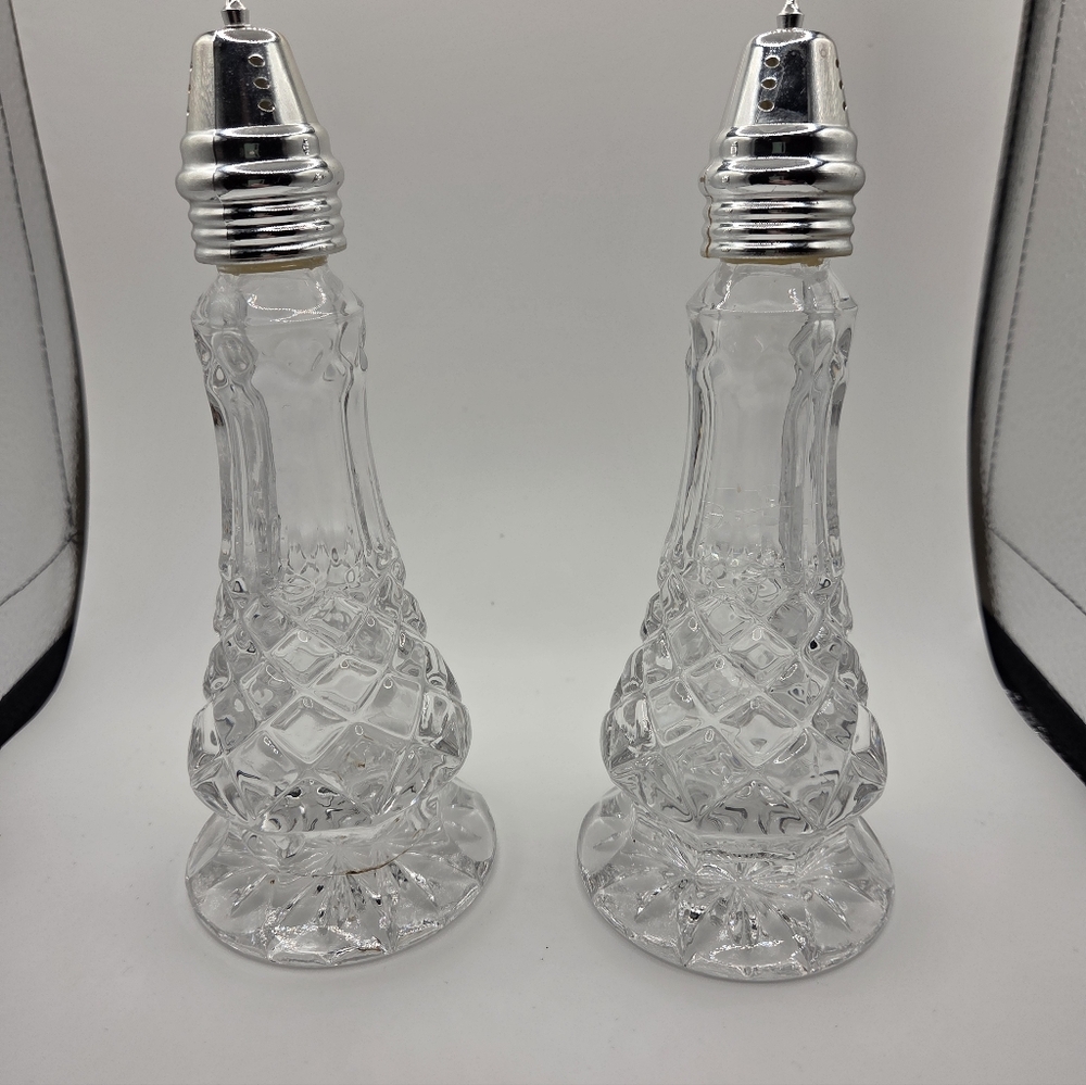 Elegant Crystal Salt and Pepper Shakers Galway Ashford Footed Shaker Set